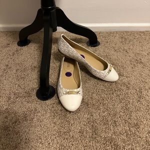 Michael kors flat shoes
